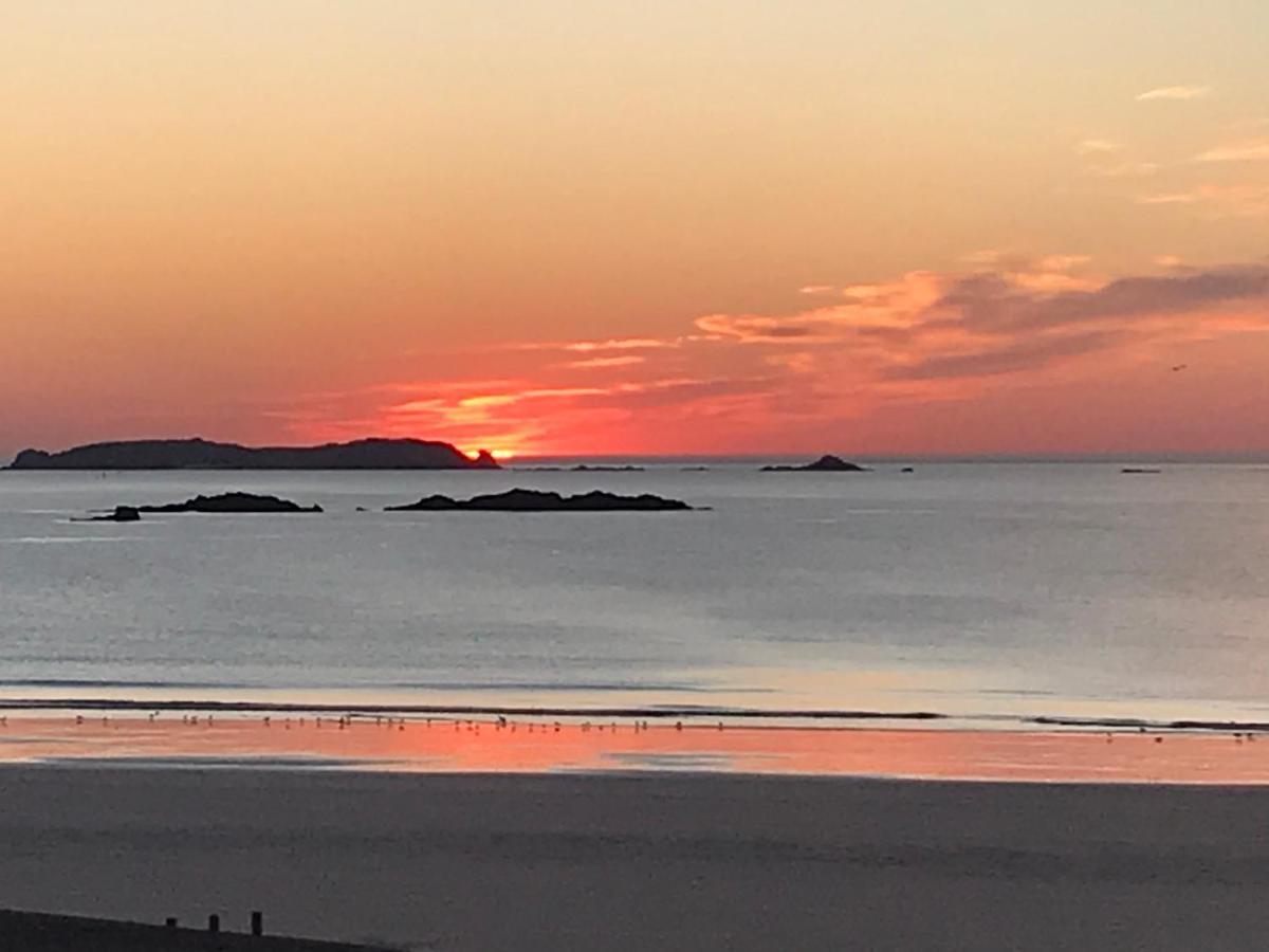 La Caravelle Au Plus Pres De La Mer Saint-Malo Exteriör bild